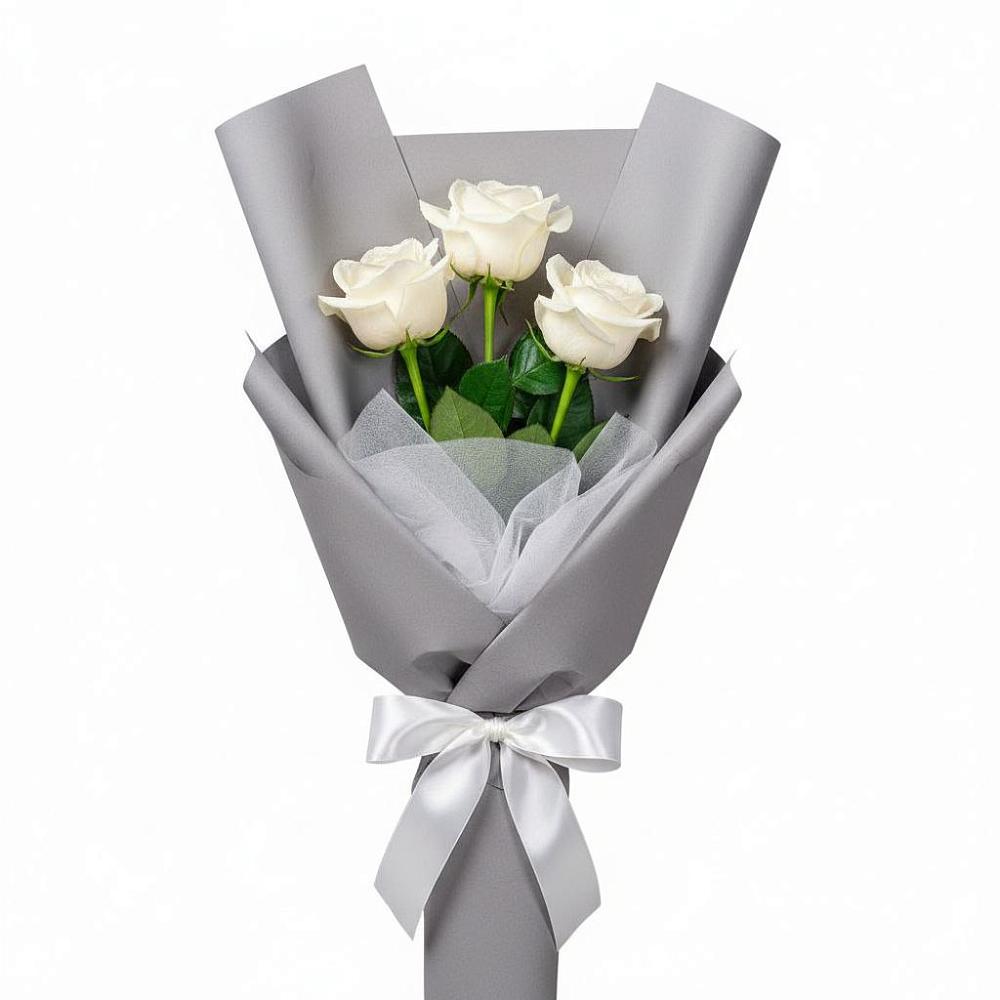 Букет 3 белые розы в Ивангороде