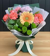 Букет цветов из:  Гвоздики, Розы, Герберы и Хризантемы #REPLACE_PRED# Ивангороде