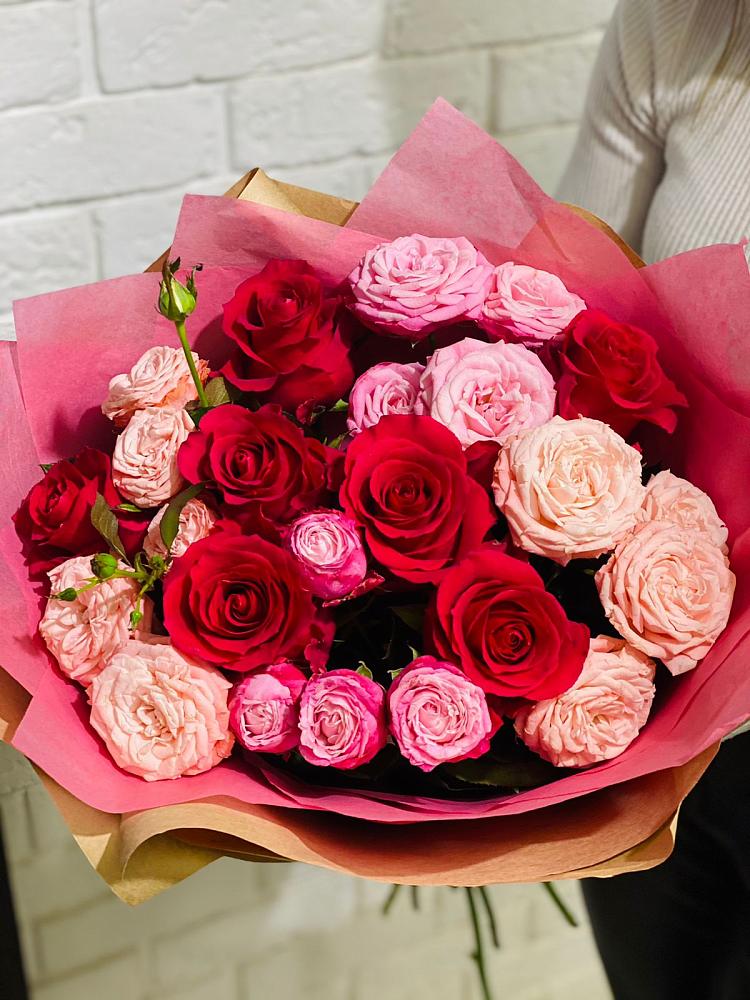 Букет цветов из: Розы в Ивангороде