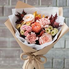 Букет цветов из:  Гвоздики, Хризантемы и Розы в Ивангороде