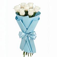 Букет 7 белых роз Проуд в Ивангороде