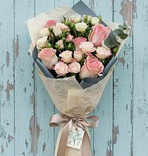Букет цветов из:  Розы в Ивангороде