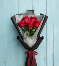 Букет цветов из:  Розы в Ивангороде