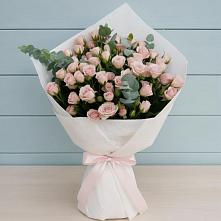 Букет цветов из:  Розы в Ивангороде