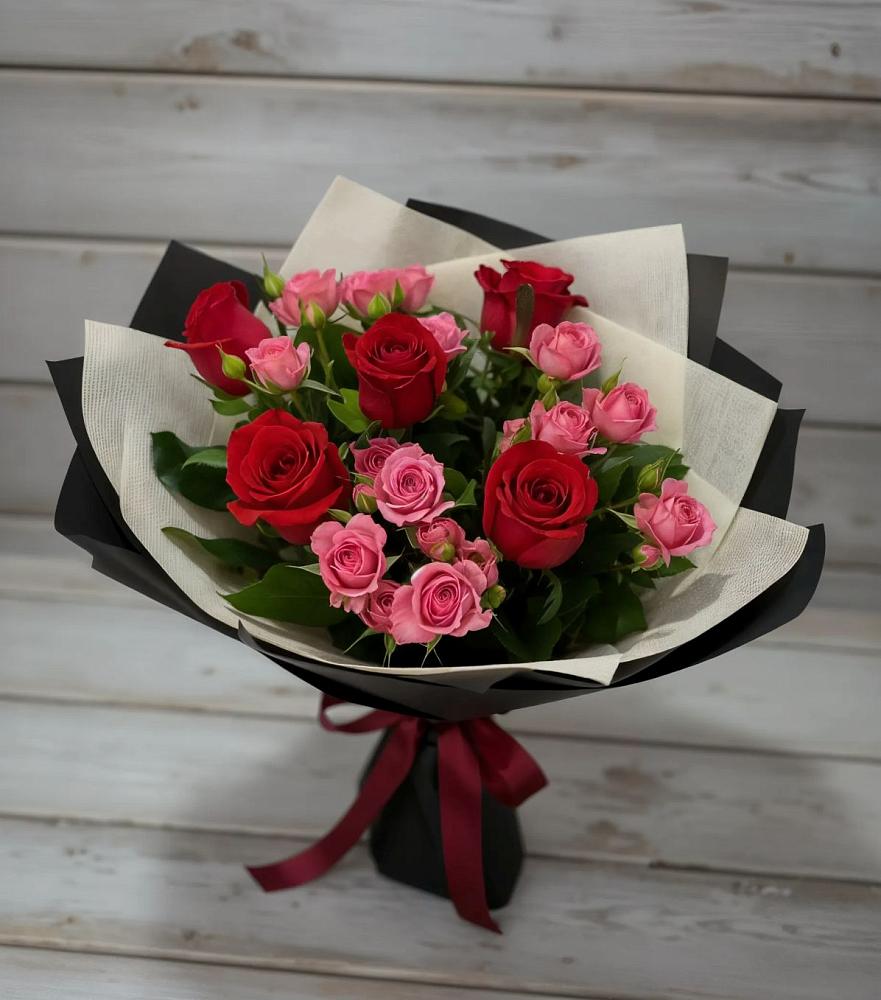 Букет цветов из: Розы в Ивангороде