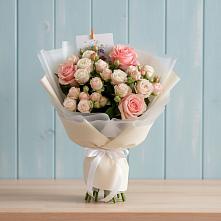 Букет цветов из:  Розы в Ивангороде