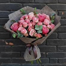 Букет цветов из:  Розы в Ивангороде